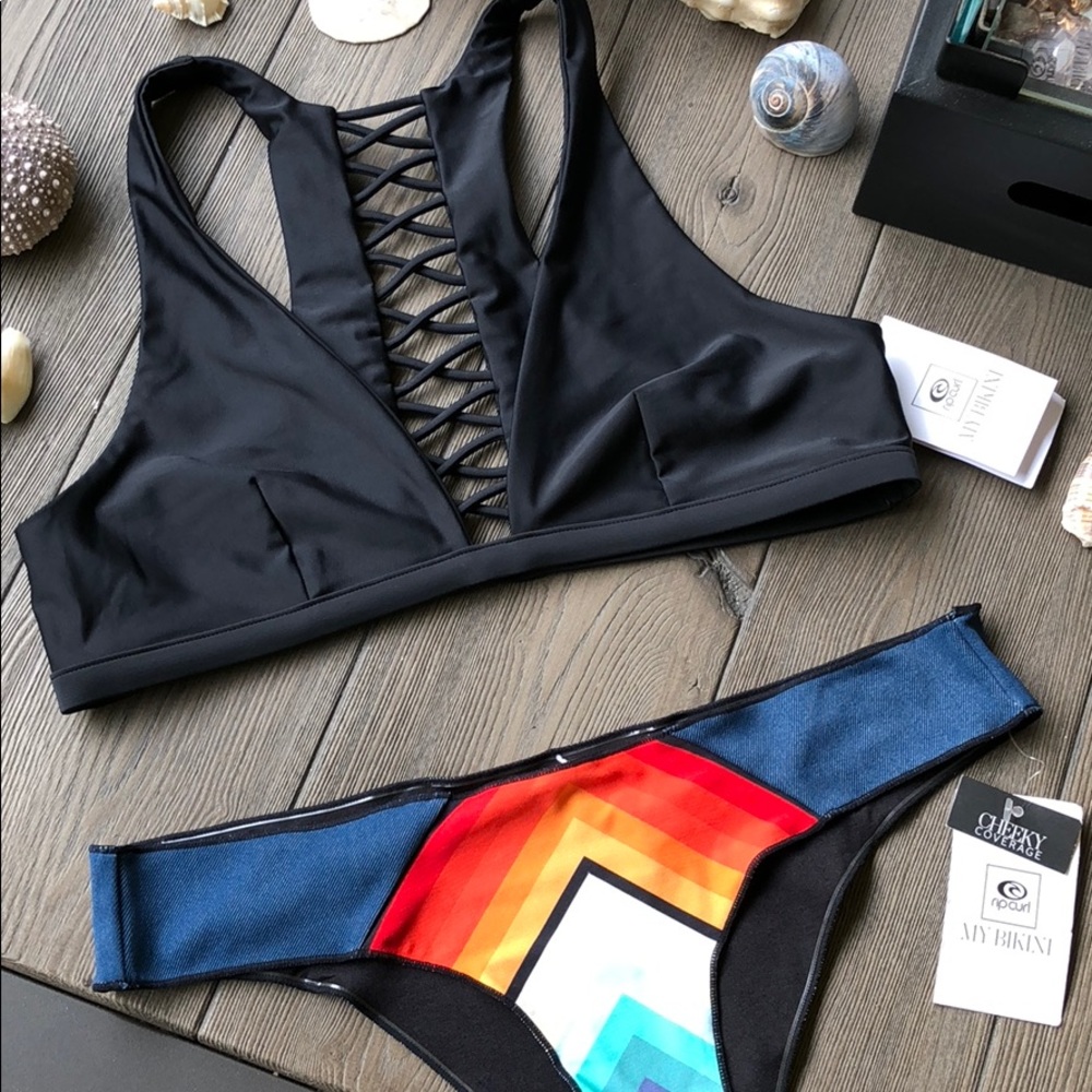 🌴Rip curl🌴 - Picture 3 of 5